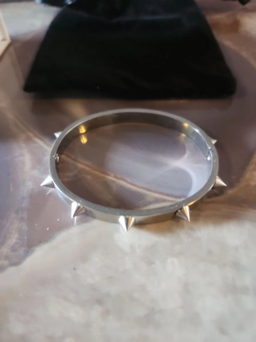 Artizan Joyeria Spike Bangle Gold Tone Stainless Steel Size Small/medium